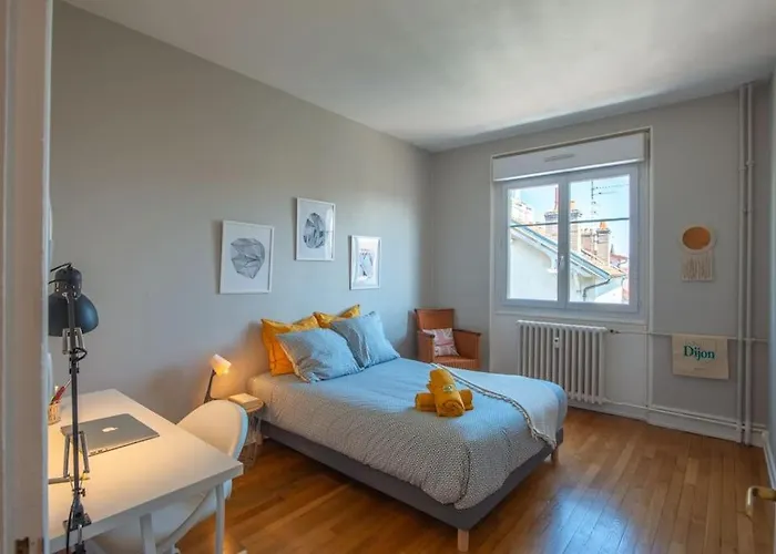 Le Constantine - Paix & Lumiere Apartment