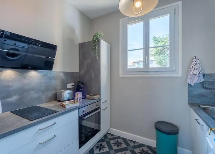 Le Constantine - Paix & Lumiere * Dijon